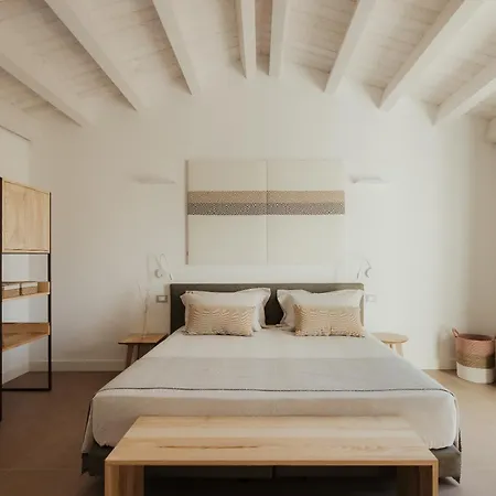 Alojamento de Acomodação e Pequeno-almoço Nuali - Stazzo In Gallura